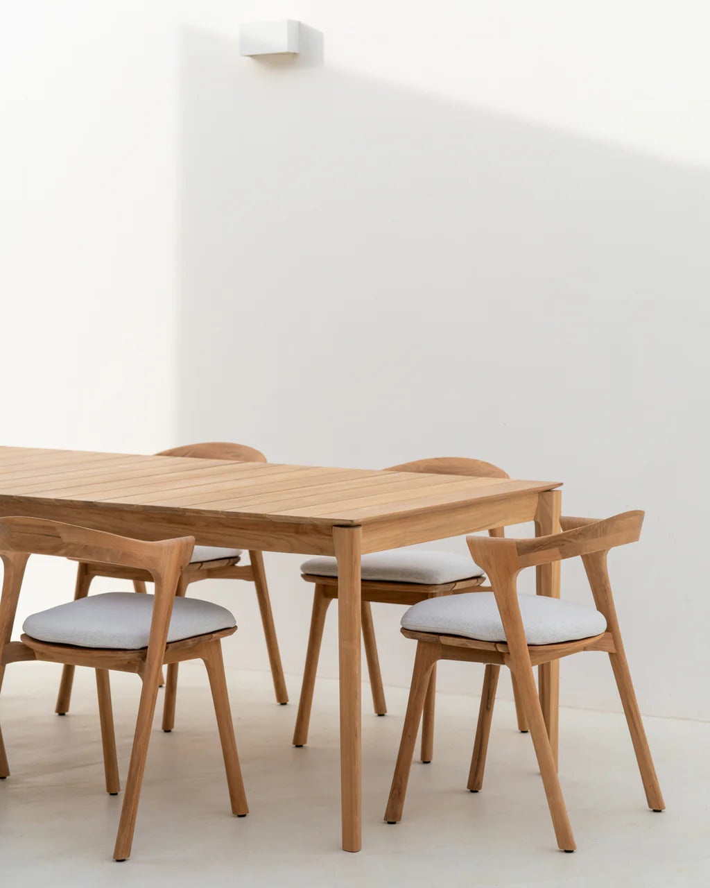 Bok Dining Table - Outdoor