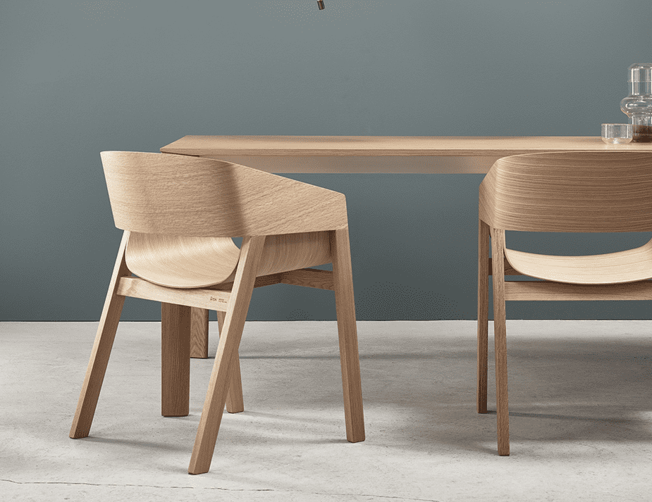 Lasu Dining Table (Natural Oak).
