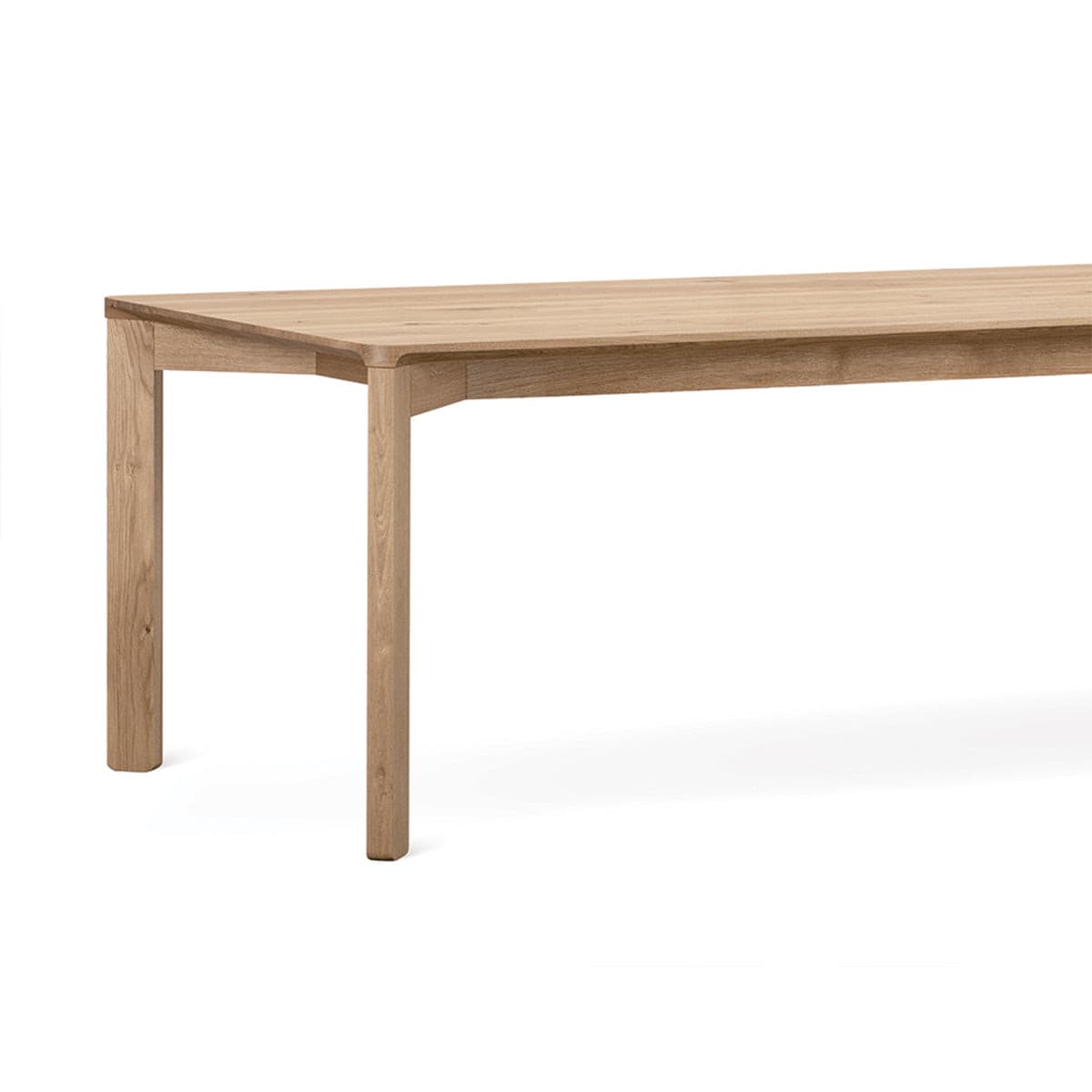 Lasu Dining Table (Natural Oak).