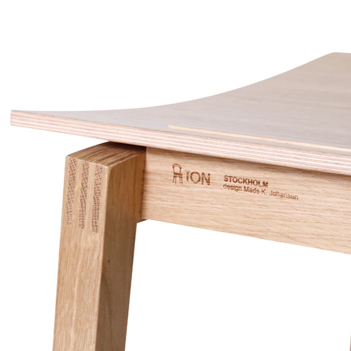 Stockholm Bar Stool (Natural Oak).