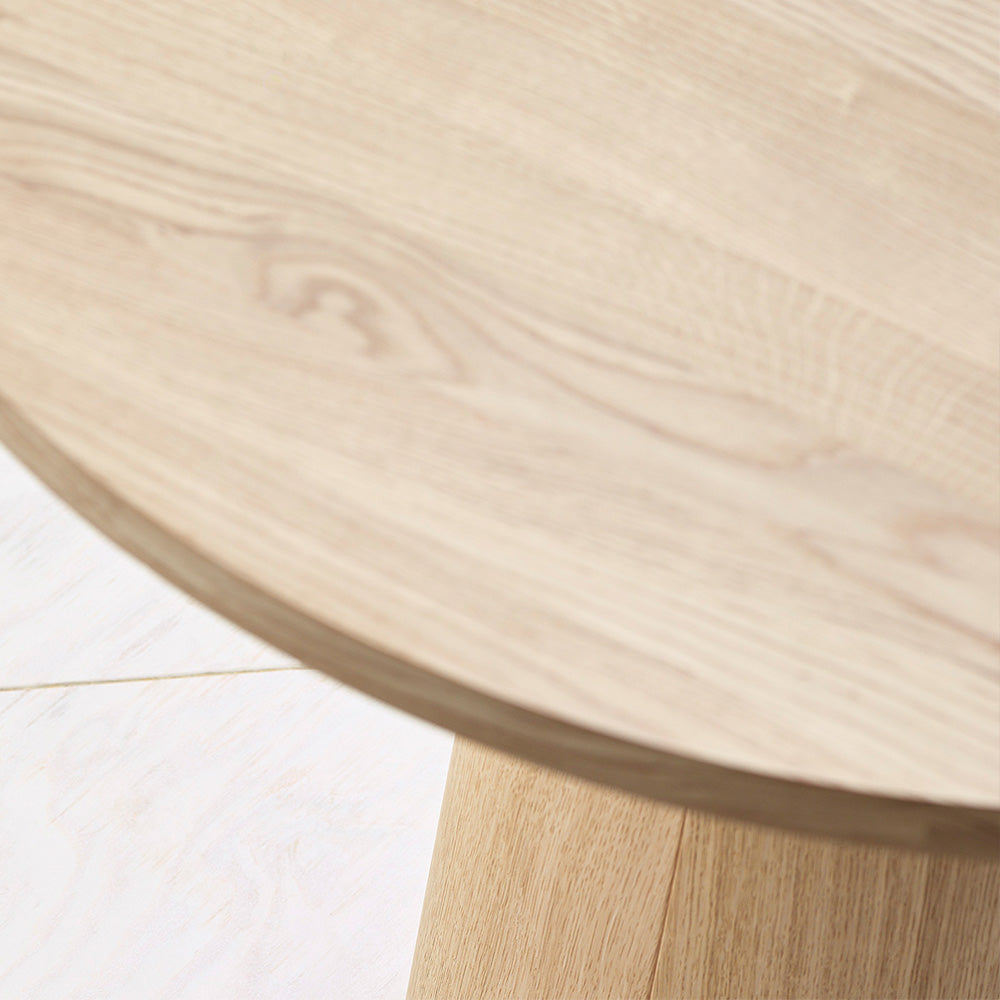 P.O.V. Table 462 - Round - Natural Oak