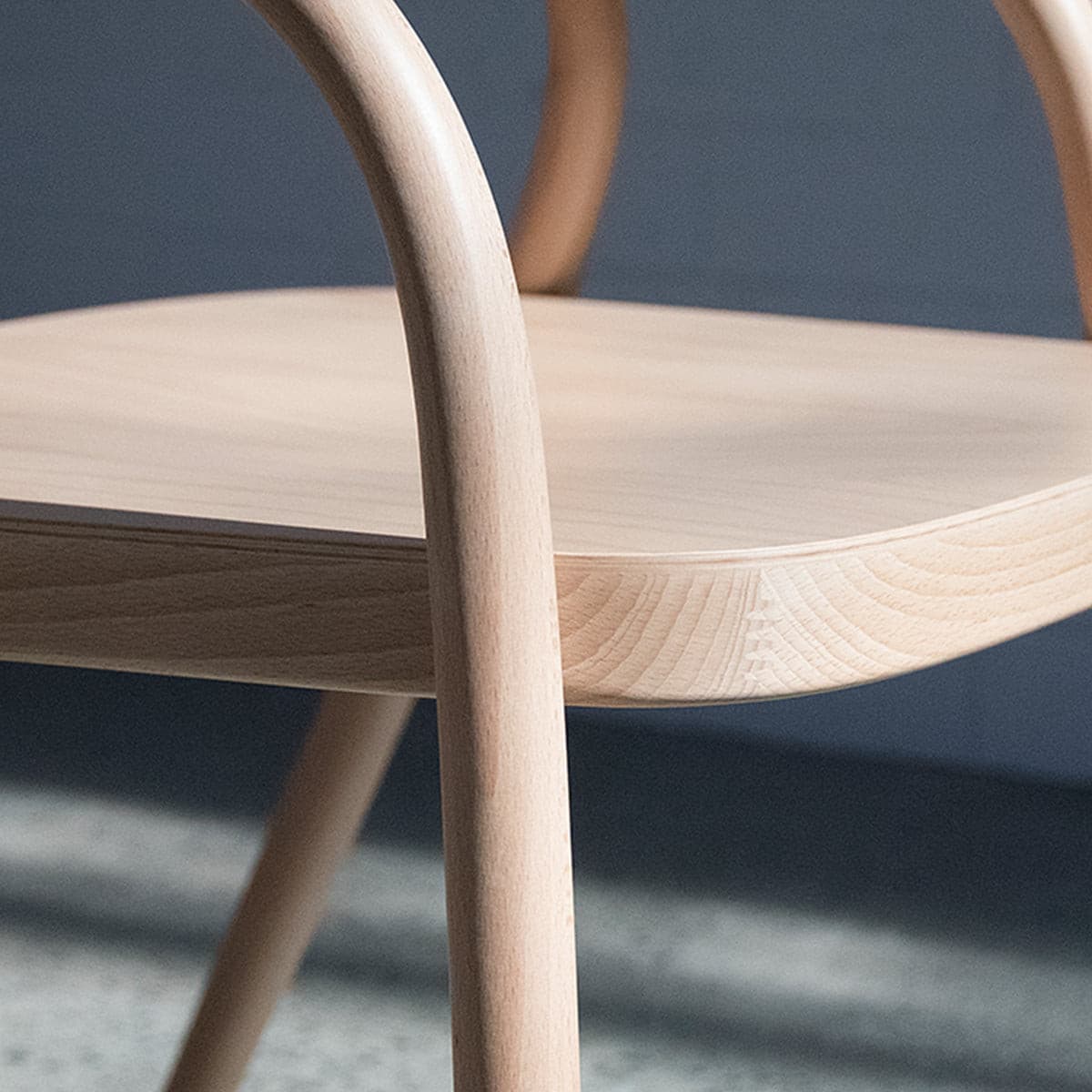 002 Bentwood Chair (Natural).