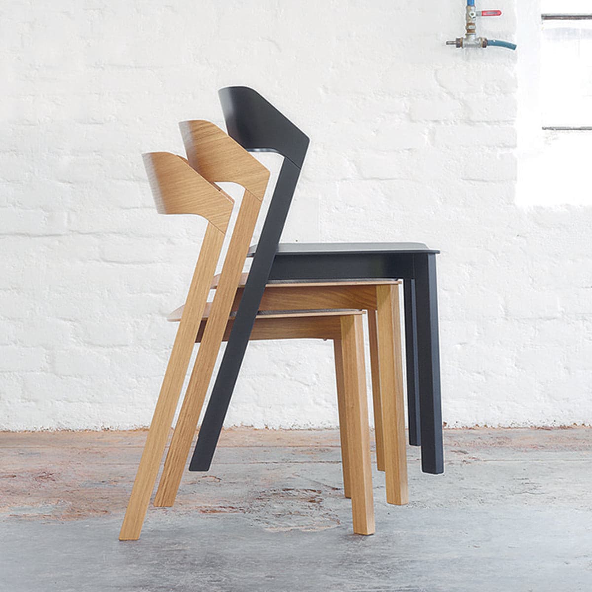 Merano Chair (Natural Oak).