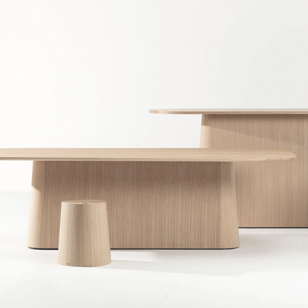 P.O.V. Bar Table 468 - Oval - European Oak