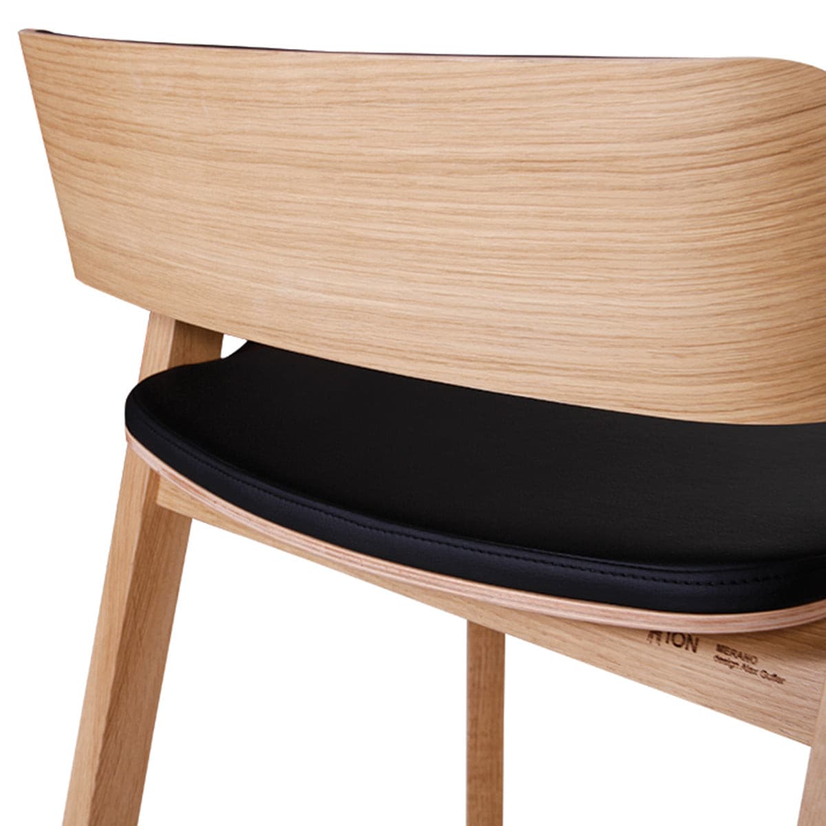 Merano Bar Stool (Natural Oak/Black Pad).