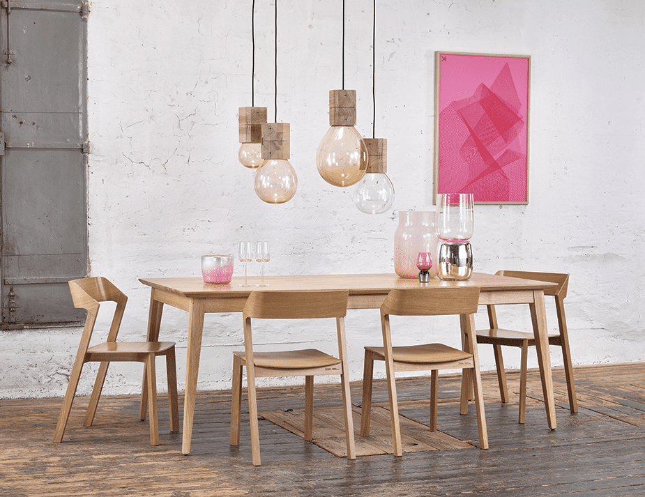 Jutland Extendable Dining Table (Natural Oak).