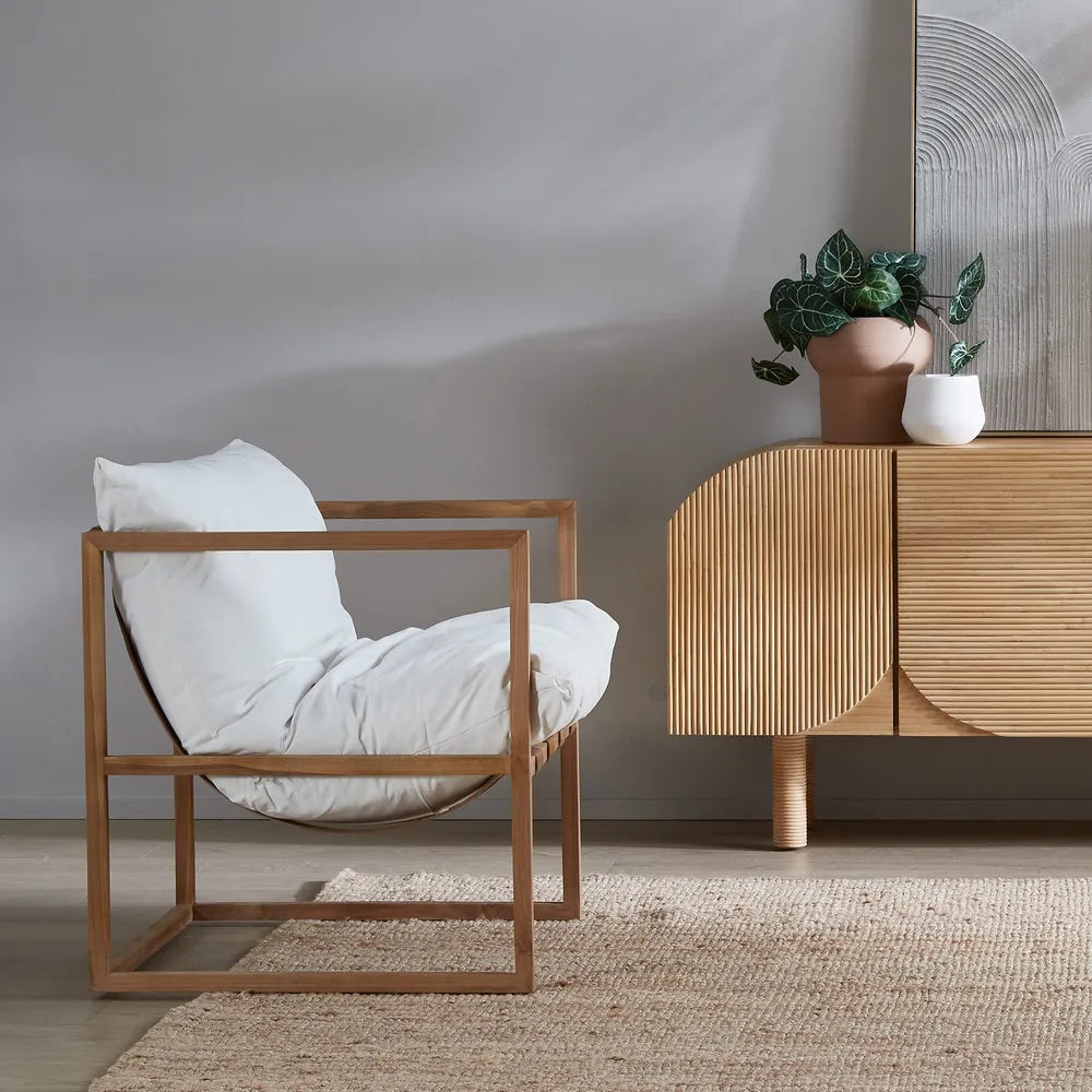 Neve Armchair