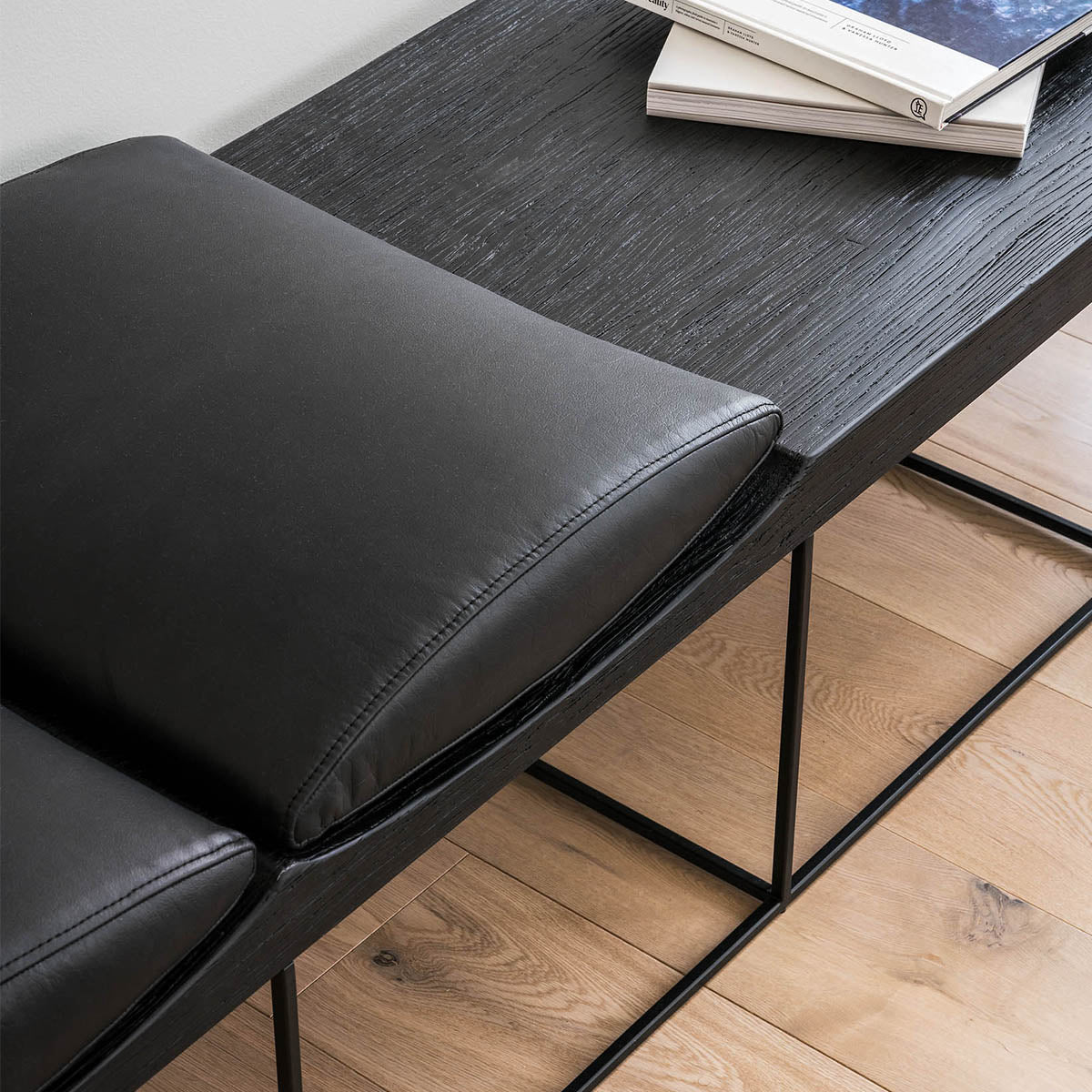 Harvey Bench Seat (Black).