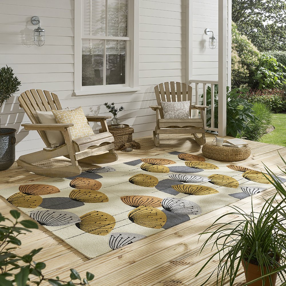 Dandelion Clocks Outdoor Rug (Ochre).