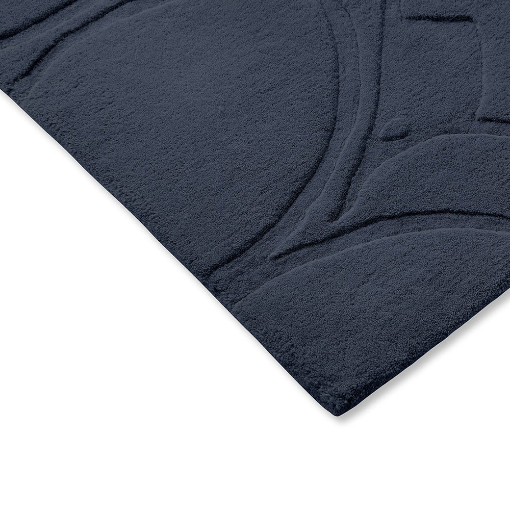 Romantic Magnolia (Dark Blue).
