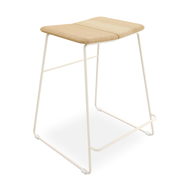 Aero Bar Stool (Swan).