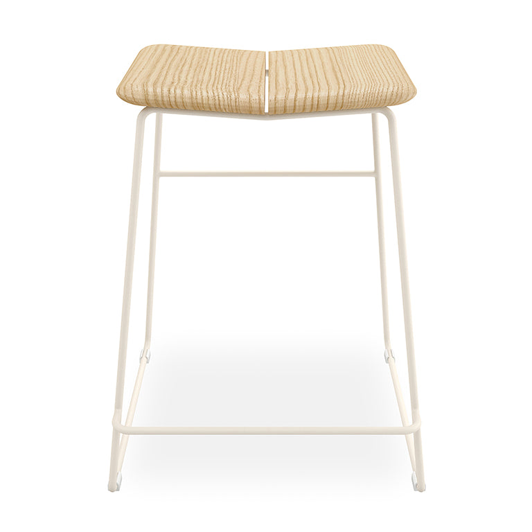 Aero Bar Stool (Swan).