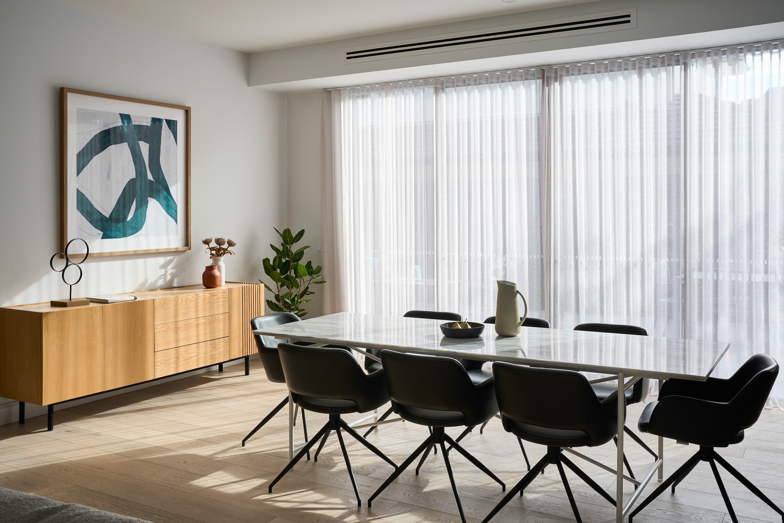 Timmy Swivel Dining Chair (Black Leather).