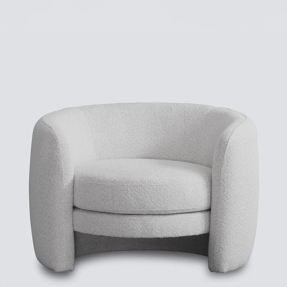 Cora Lounge Chair (Vanilla Boucle)