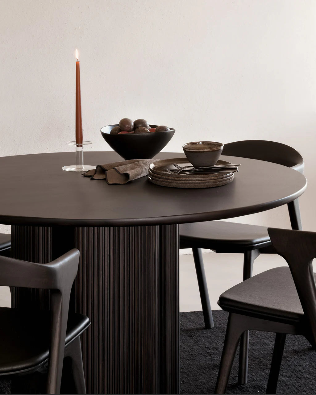 Max Roller Dining Table