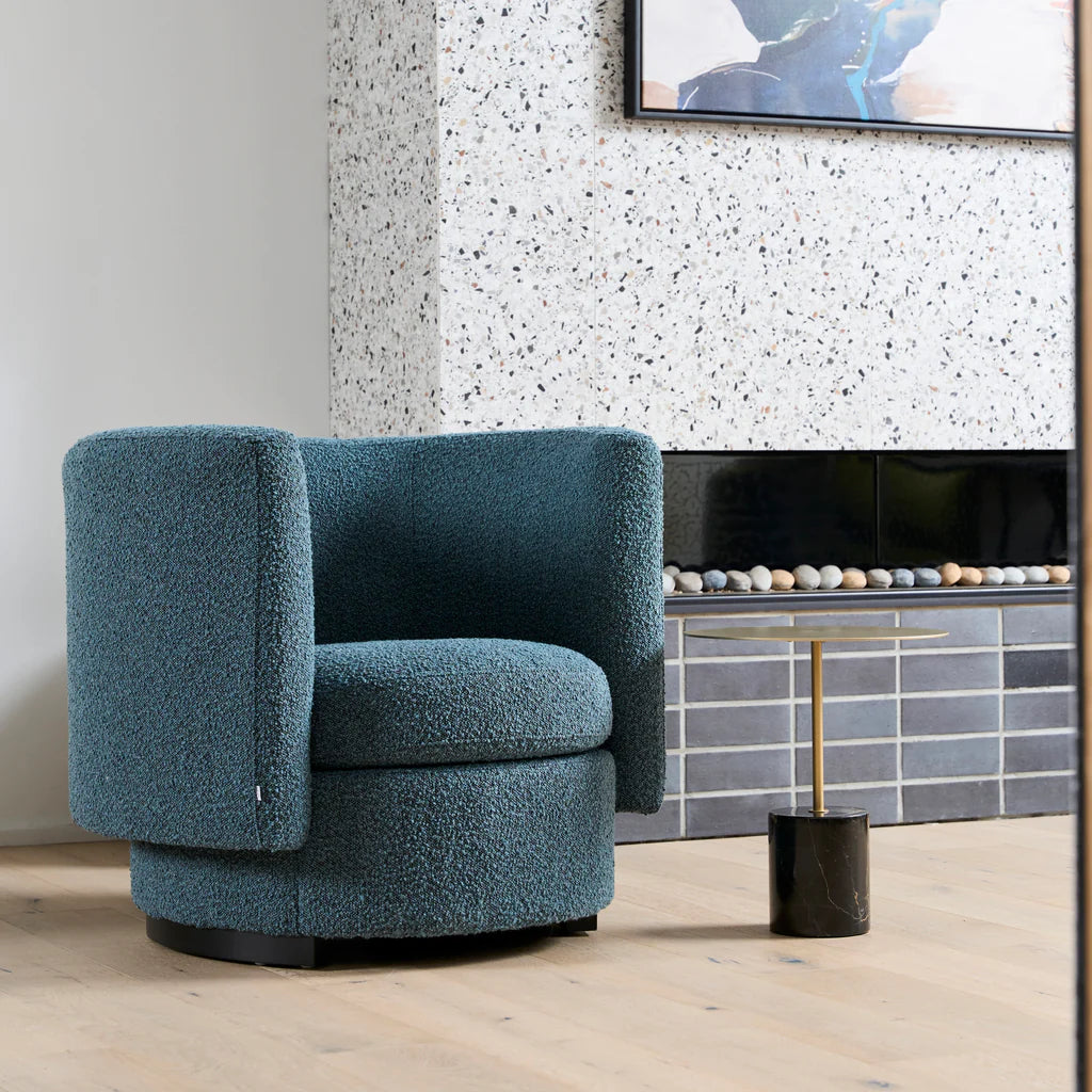 Arena Lounge Chair - Azur Boucle