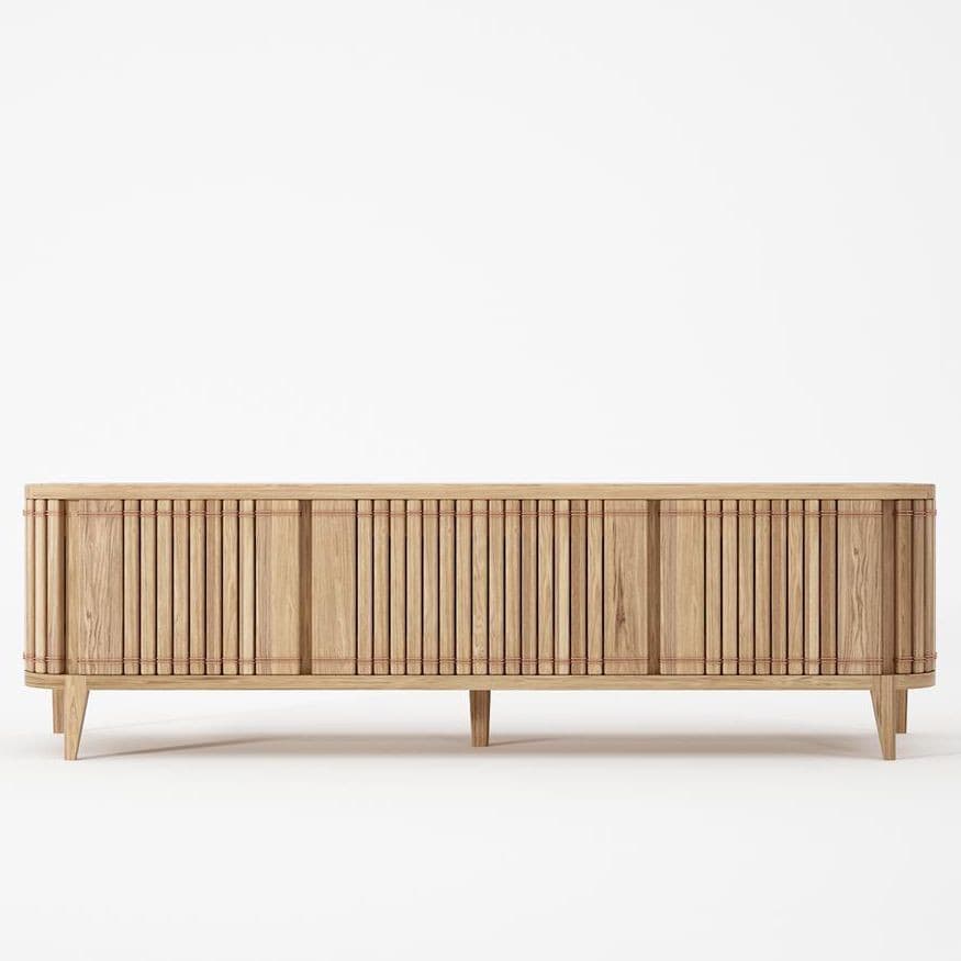 Koppar Media Cabinet - 3 Doors (European Oak).