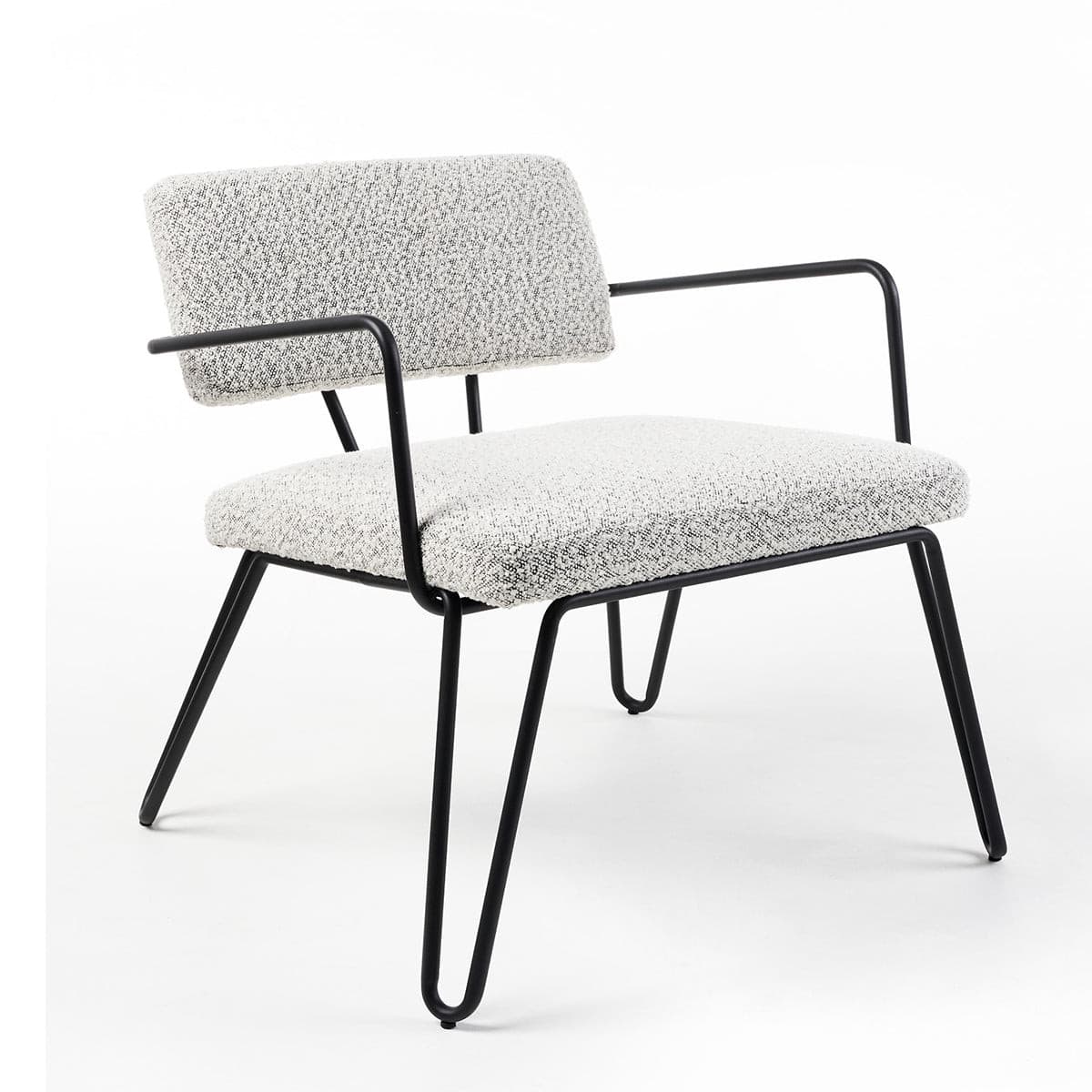 Chelsea Lounge Chair (Boucle Silver).