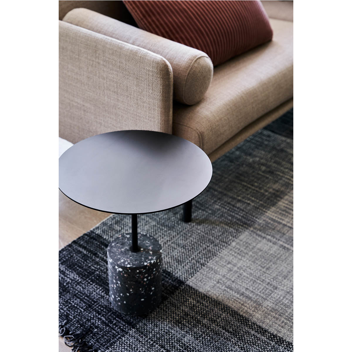 Lilli Side Table (Black/Grey).