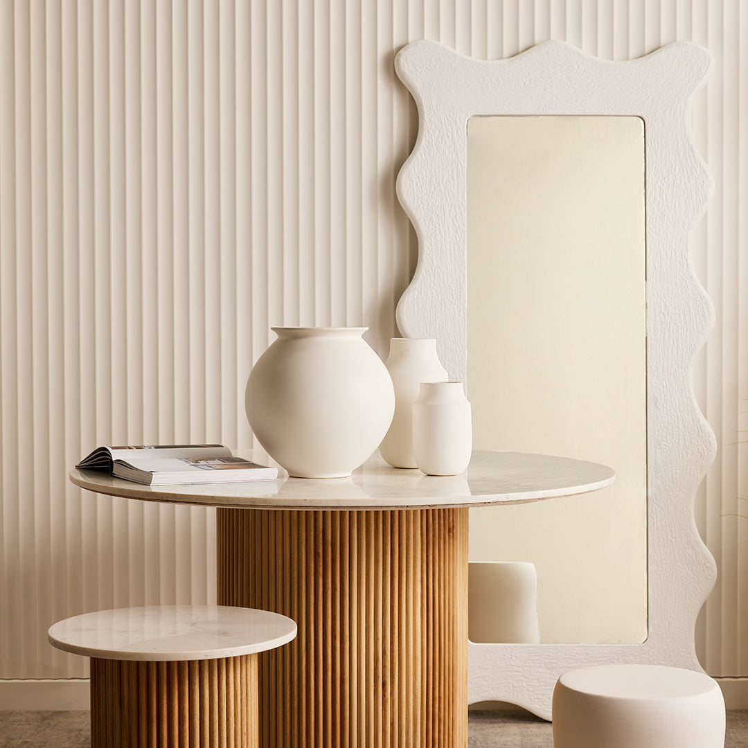 Paloma Side Table (White/Natural).