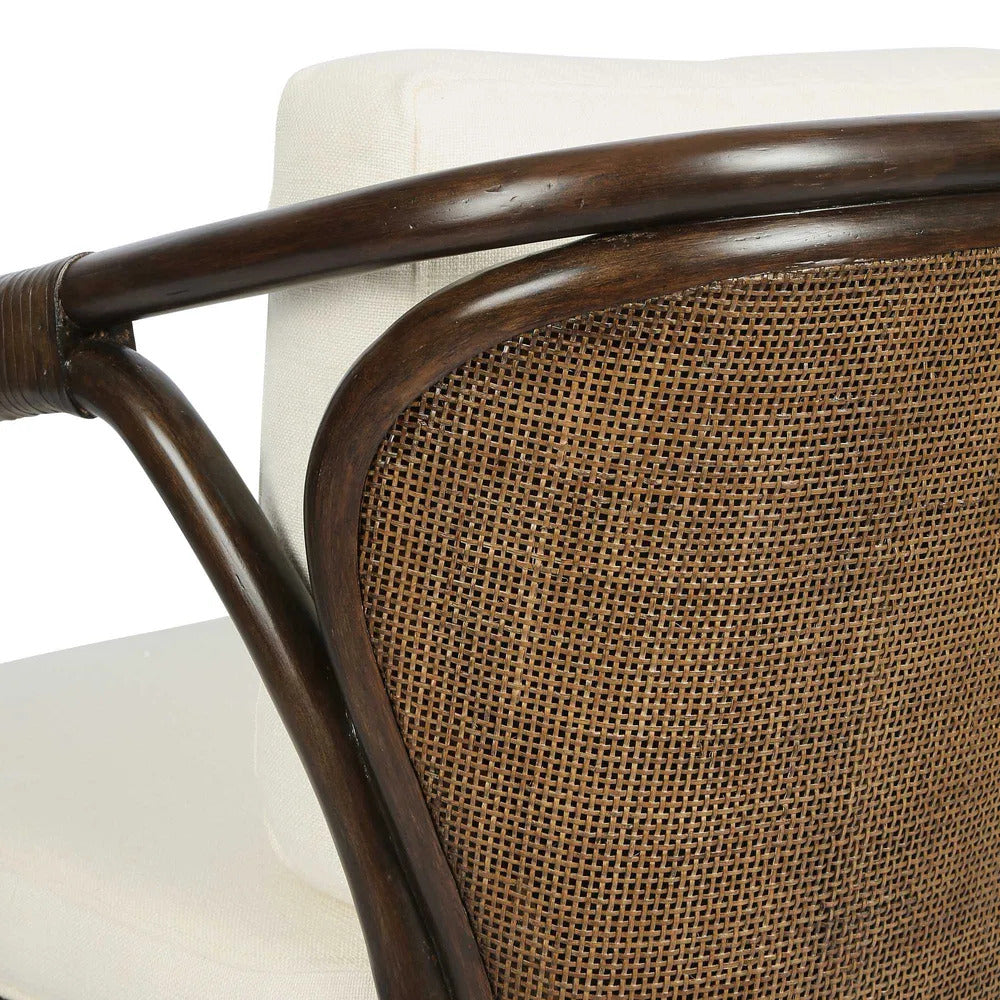 La Rou Carver Chair (White).